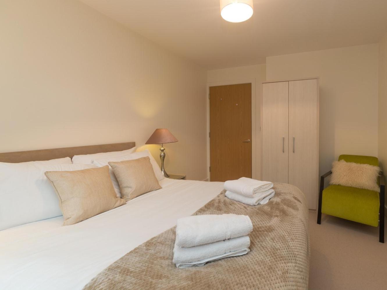 Central Tower Bridge Apartment Londen Kamer foto