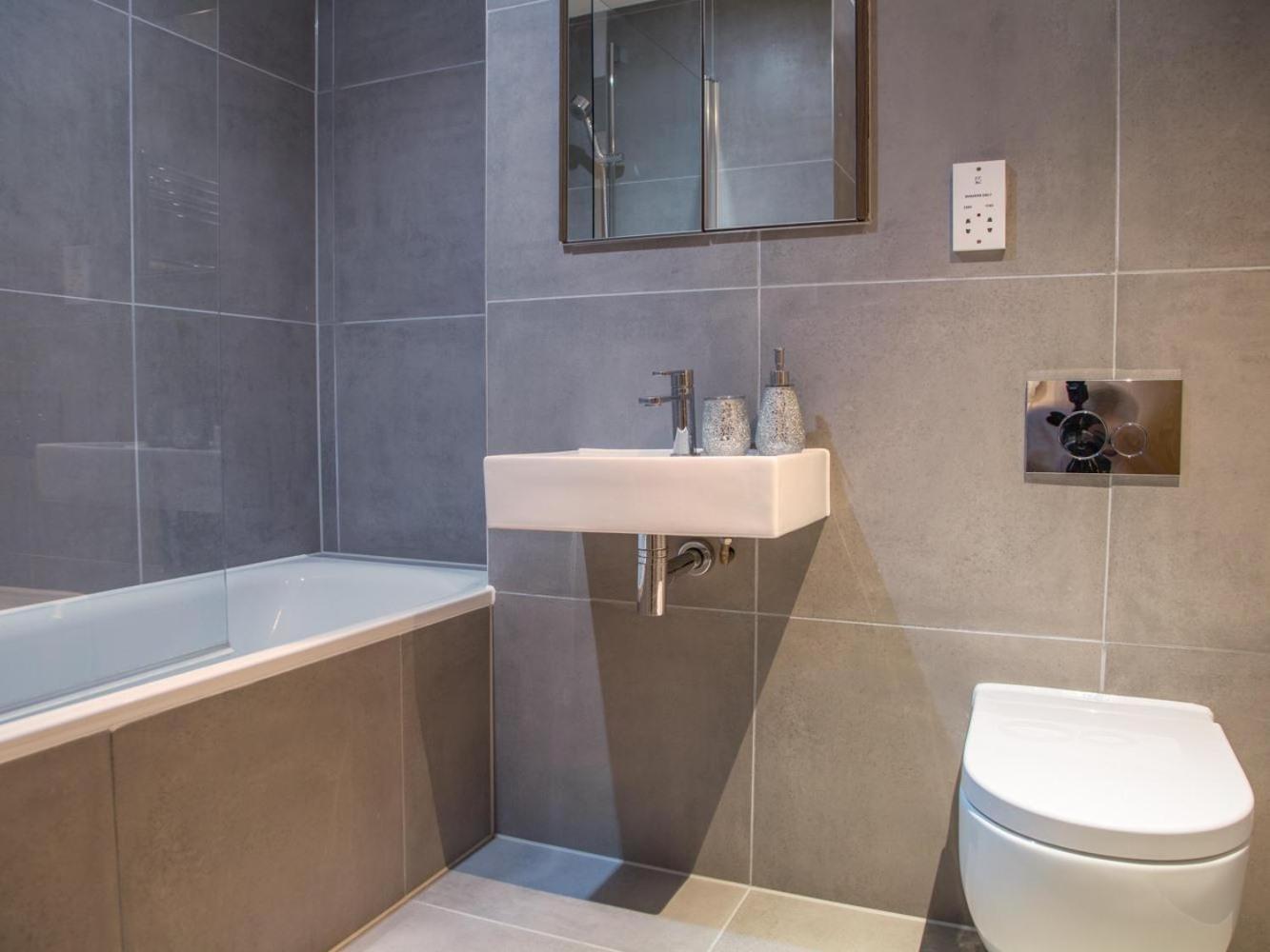 Central Tower Bridge Apartment Londen Kamer foto