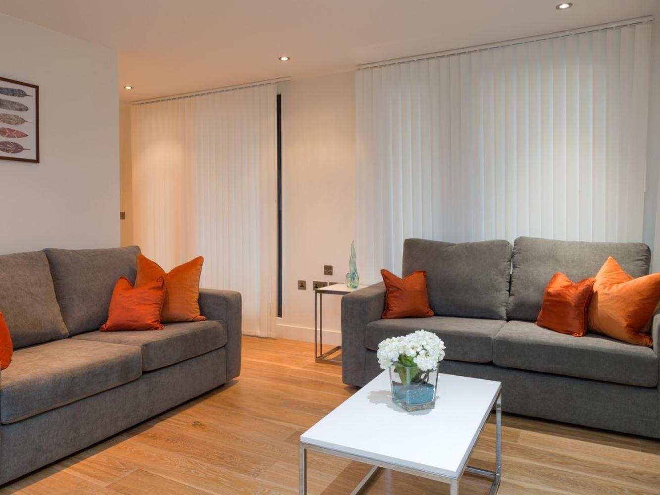 Central Tower Bridge Apartment Londen Kamer foto